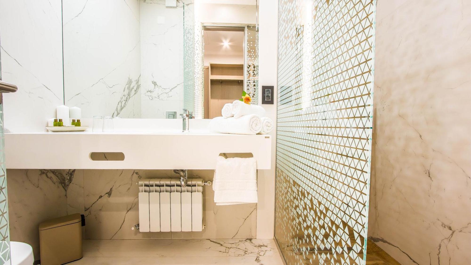 Central Carol Aparthotel 2 بوخارست المظهر الخارجي الصورة