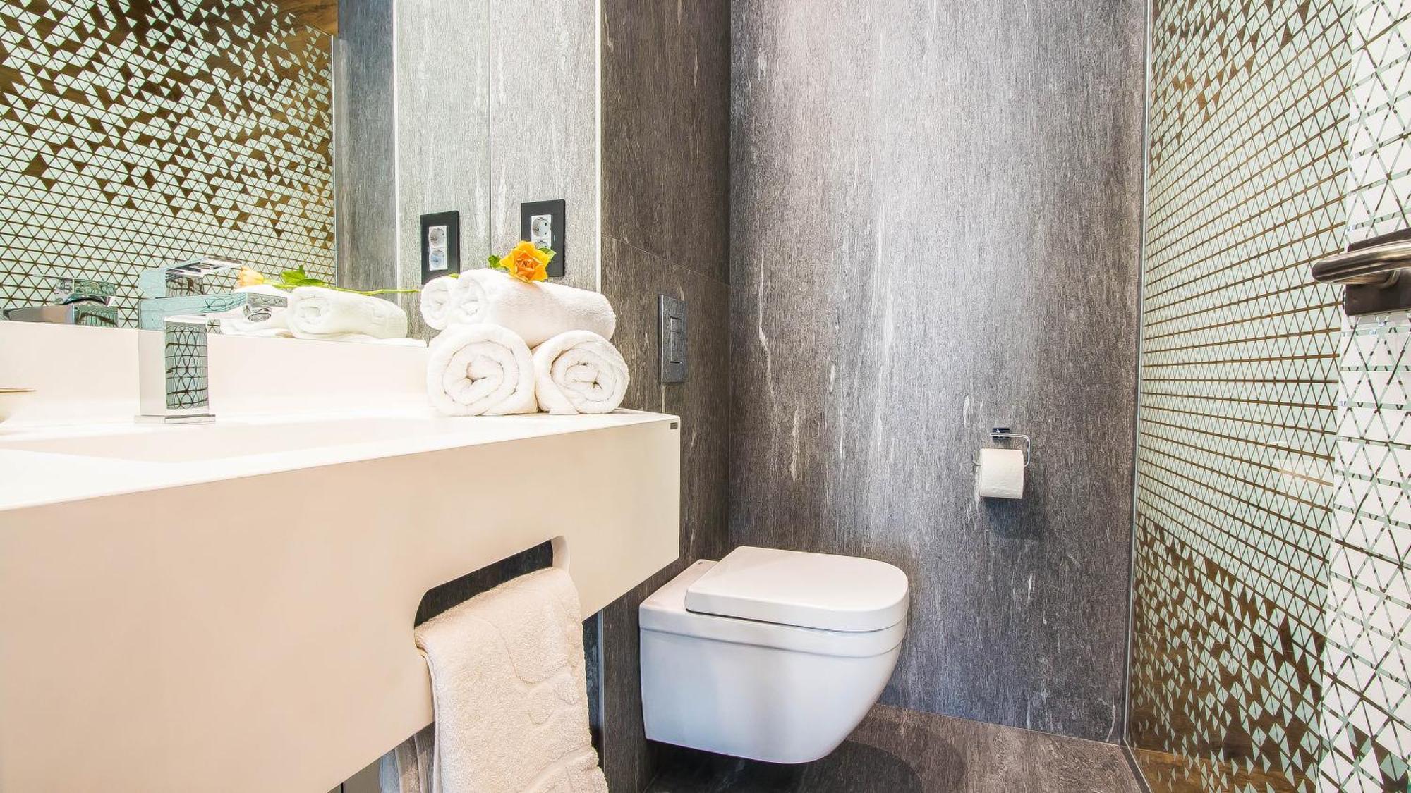 Central Carol Aparthotel 2 بوخارست المظهر الخارجي الصورة