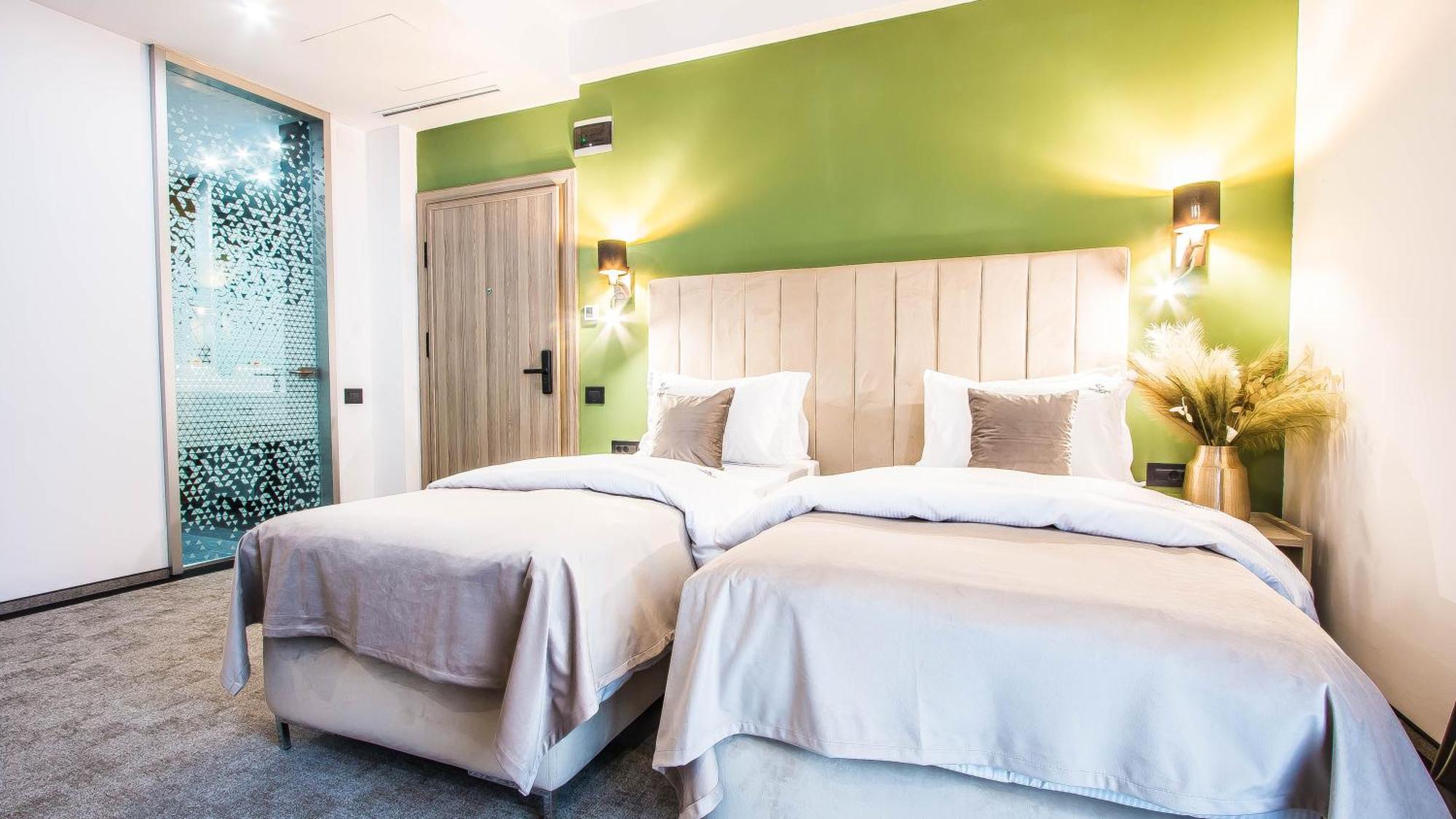 Central Carol Aparthotel 2 بوخارست المظهر الخارجي الصورة